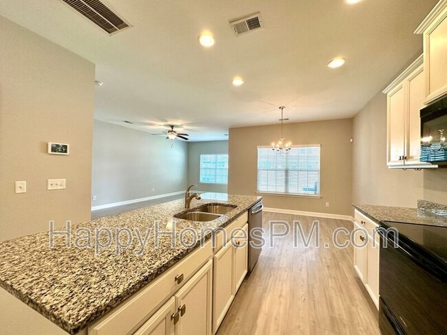 Photo - 120 Kirkland St