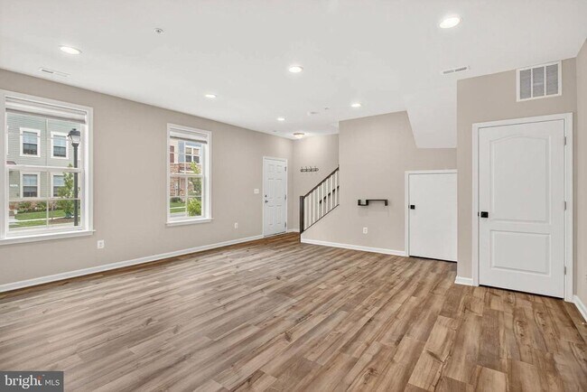 Photo - 17833 Porter Rd