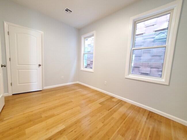 Photo - 149 Myrtle Ave Unit 2