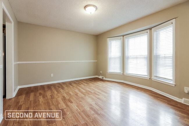 111 N Park Dr