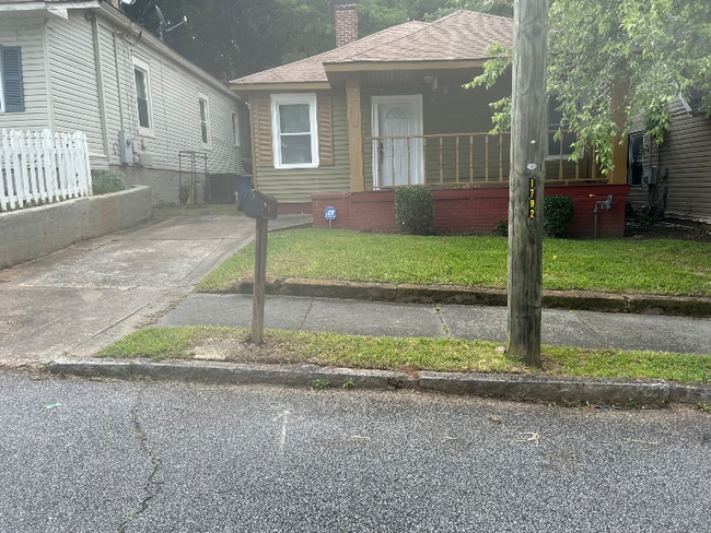 Building Photo - 39 Booker St NW