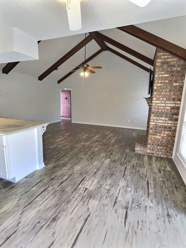 Photo - 2 Bedroom 2 Bathroom home in Biloxi, MS!