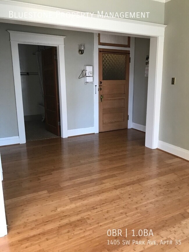 Photo - Updated Airy Studio with Bay Windows over ... Unit # 35