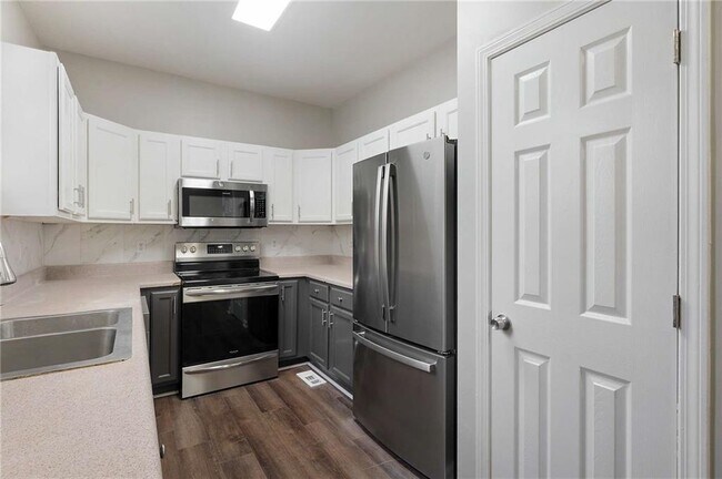 Photo - 1396 Kennesaw Dr NW