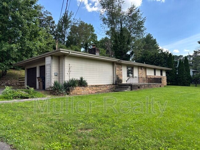 Photo - 7320 Westridge Dr