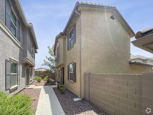 Building Photo - 495 N Ranger Trail Rental
