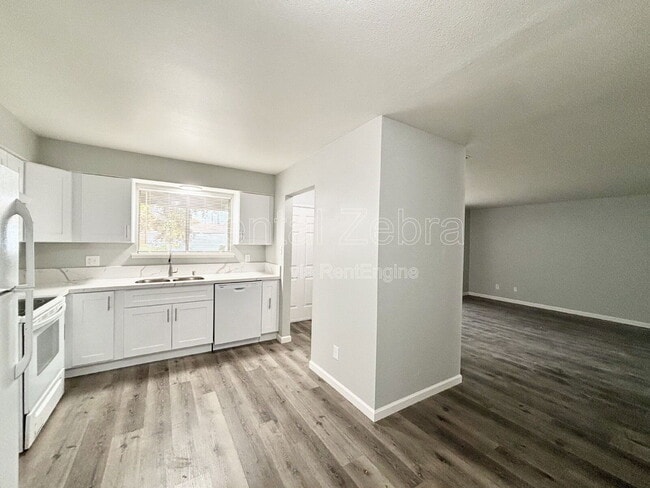 Photo - 3275 Cheyenne Dr