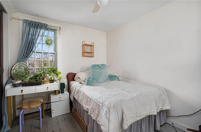 Photo - 73 Thames St Unit B