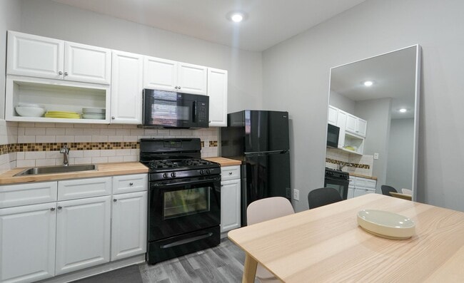 Photo - 2136 S 17th St Unit 2136 S 17th St 2nd Fl