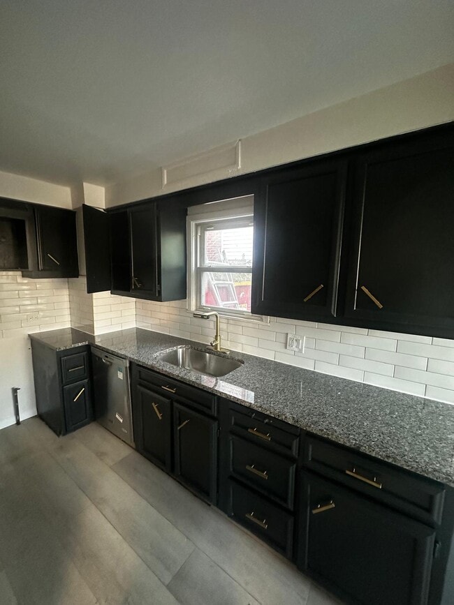 Photo - 3389 Kildare Rd