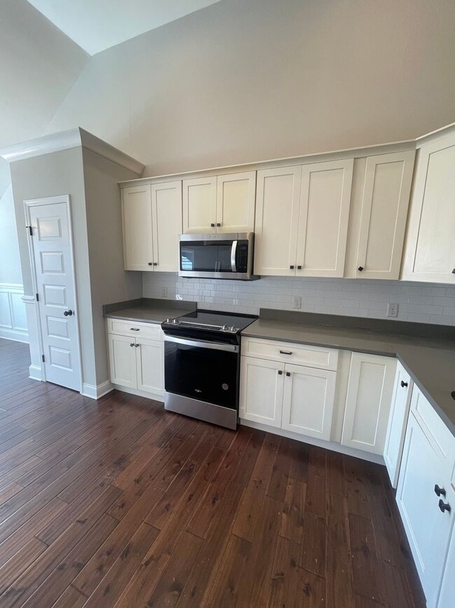 Photo - Home For Rent in Ooltewah! 4 Bedrooms + Finished Basement