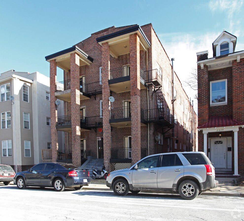 Primary Photo - 2431 Callow Ave