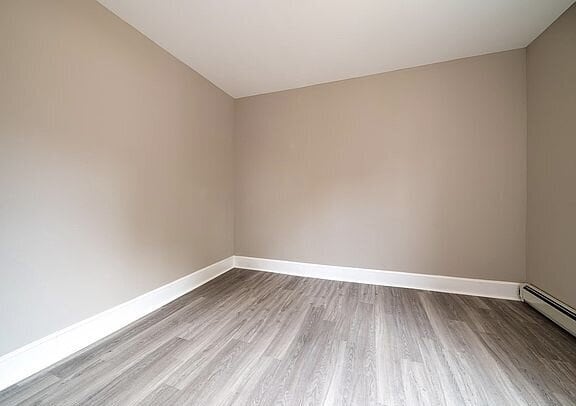 Photo - "Charming 3-Bedroom Haven with Elegant Gra...