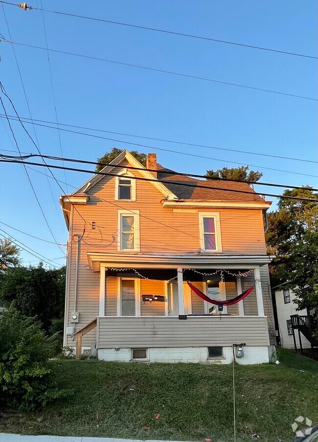 Building Photo - 194 Highland Ave Rental