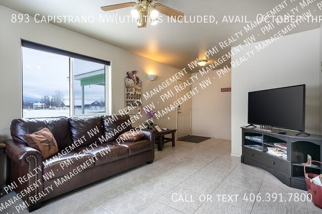 Photo - 893 Capistrano NW