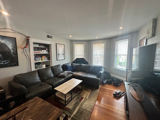 Photo - 24 Pond St Unit 2