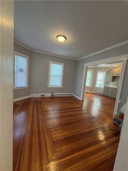 Photo - 43 Harvest St