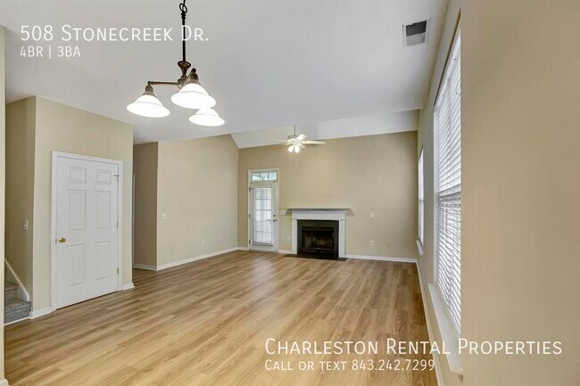 Photo - 508 Stonecreek Dr