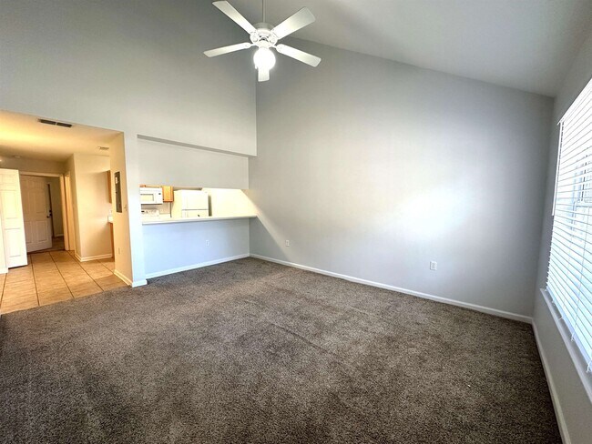 Photo - 2738 W Tharpe St