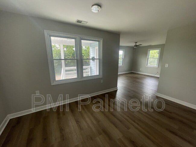 Photo - 1016 Walnut St