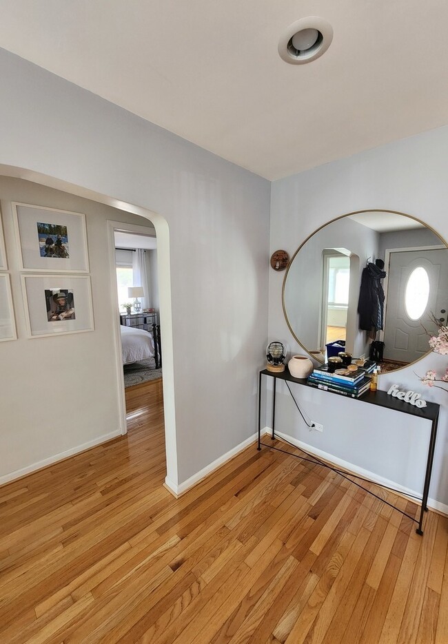 Photo - 106 Mound St