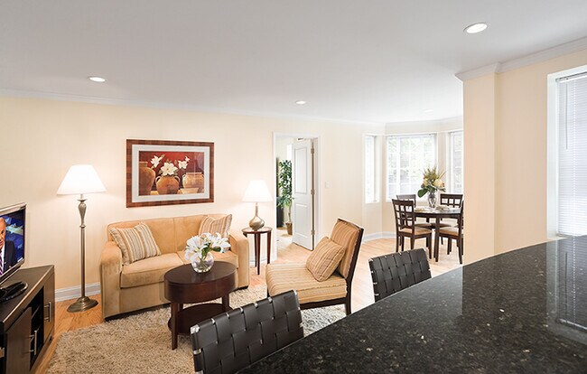 Photo - 156 Longwood Ave Unidad 1