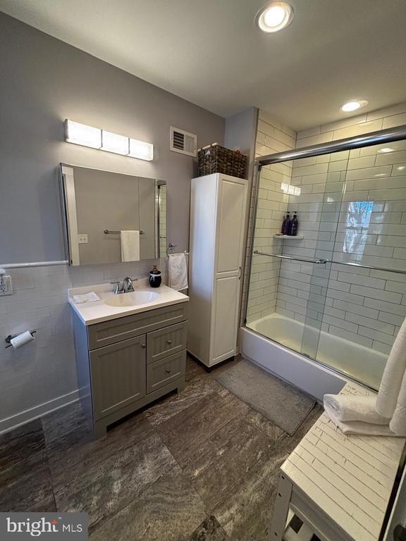 Photo - 2633 Earp St