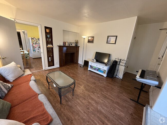 Building Photo - 410 N 4th St Unit 412 Rental
