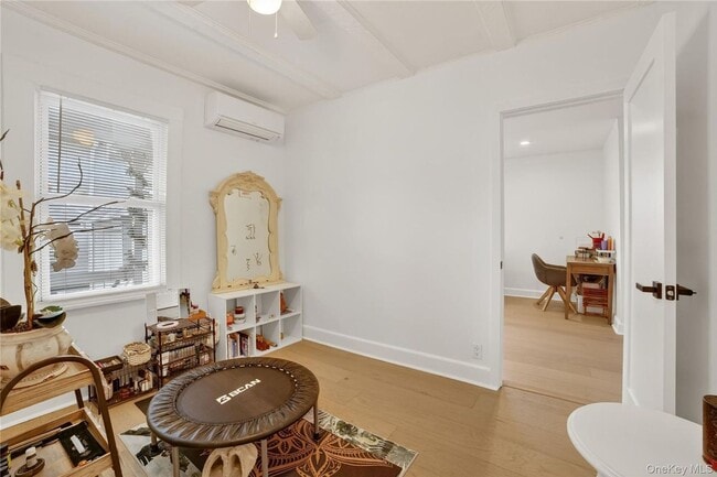 Photo - 1408 Henry Ave Unit 1