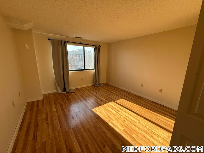 Photo - 30 Revere Beach Pkwy Unit 505