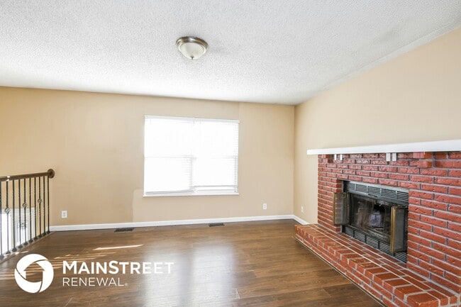 Photo - 5861 Falcon View Ln