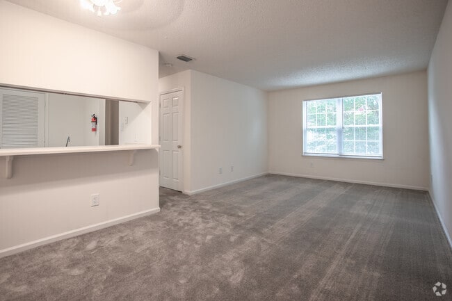 1BR,1BA,-670SF