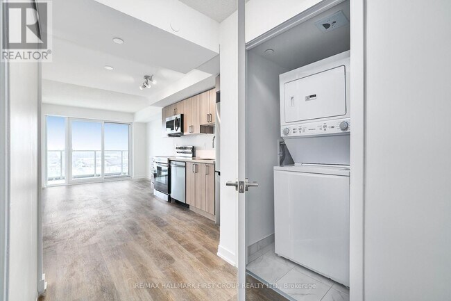 Photo - 1010 Sandy Beach Rd Unité 2403