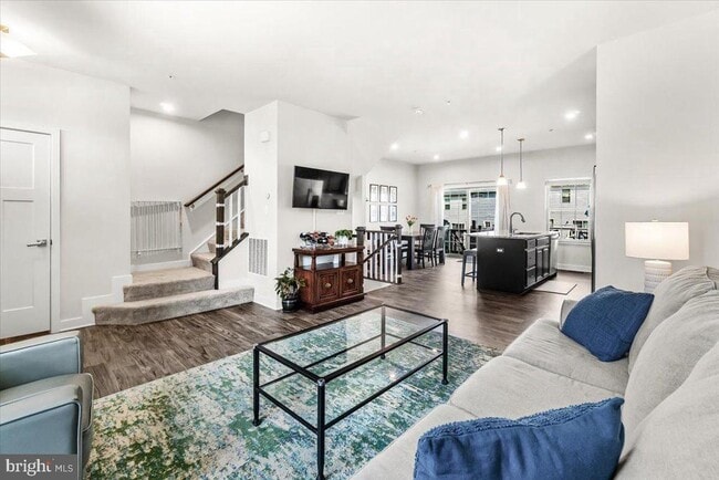 Photo - 10732 Lamoka Ln