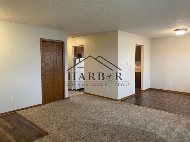 Photo - 2426 30th Ave NW Unidad D