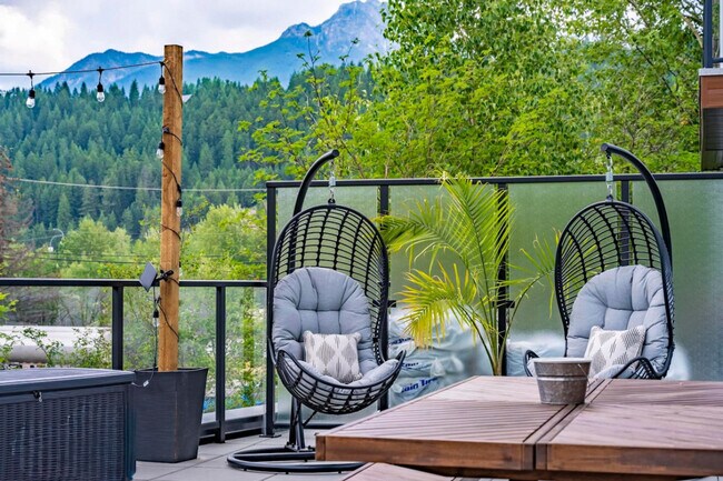 Photo - 901-907 7 St N Unit ID1308643P