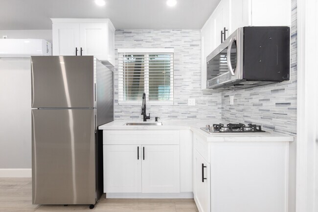 Photo - 383 5th Ave Unit 3