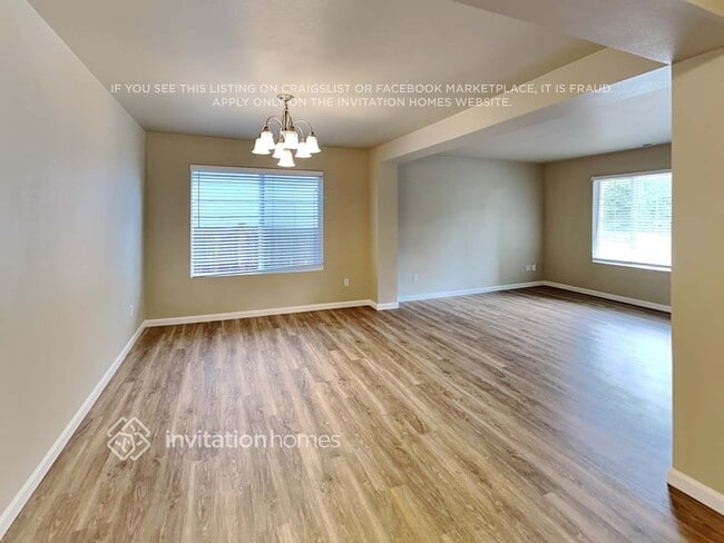 Photo - 13610 117th Ave E