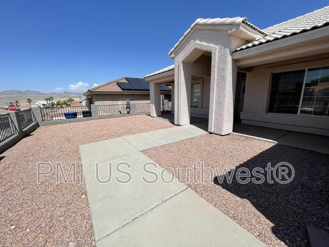 Photo - 2375 N Ridge Ave