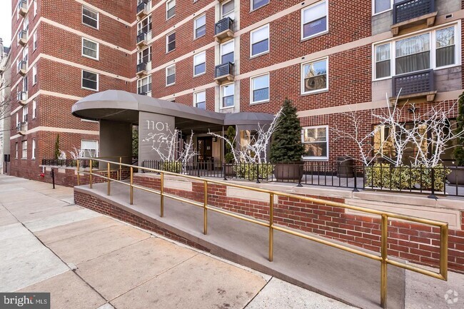 Front - 1101 Saint Paul St Unit 301 Rental