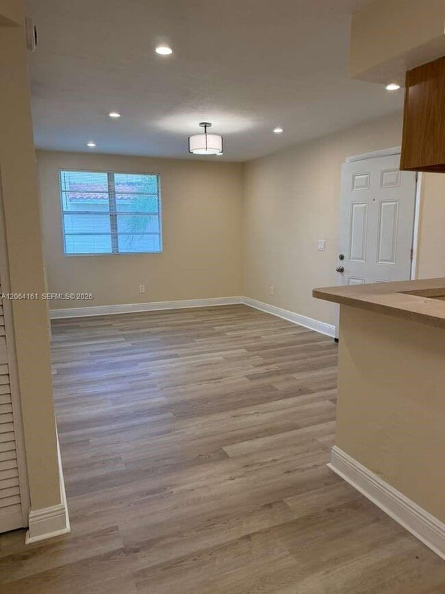 Photo - 1247 SW 46th Ave Unit 1306