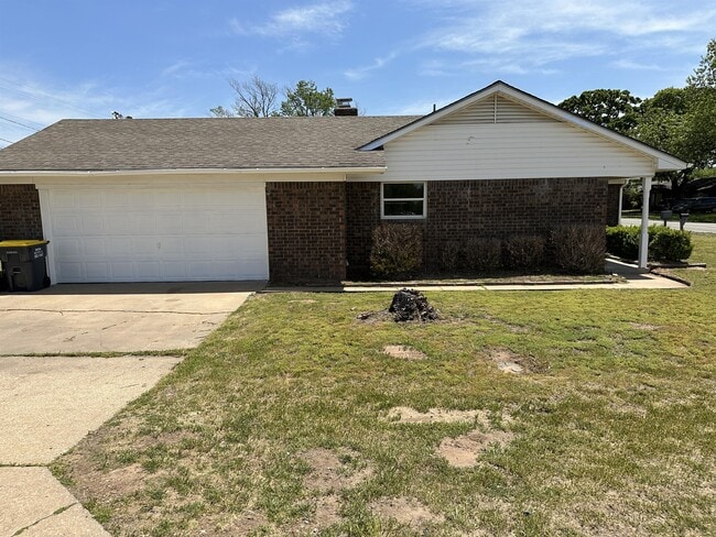 Building Photo - 403 E F St