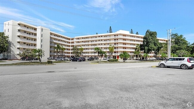 Building Photo - 2905 Point E Dr Unit L506 Rental