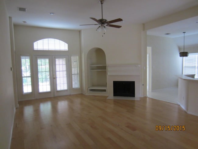 Photo - 7016 Randall Way