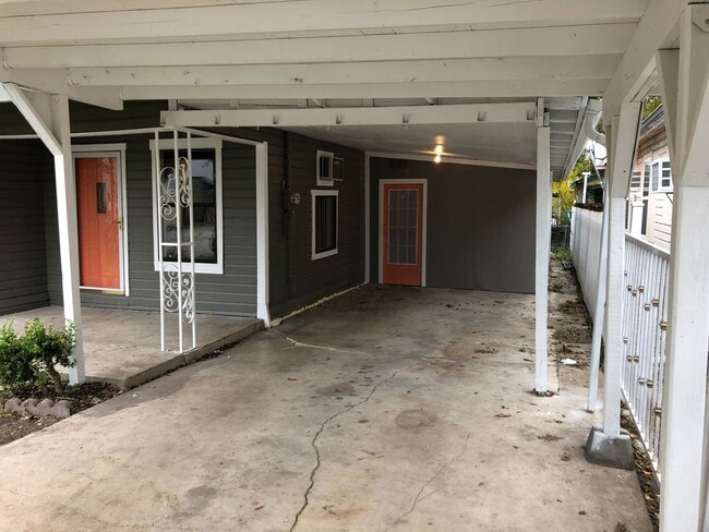 Building Photo - Recently remodeled 2 Bedroom 2 Bathroom