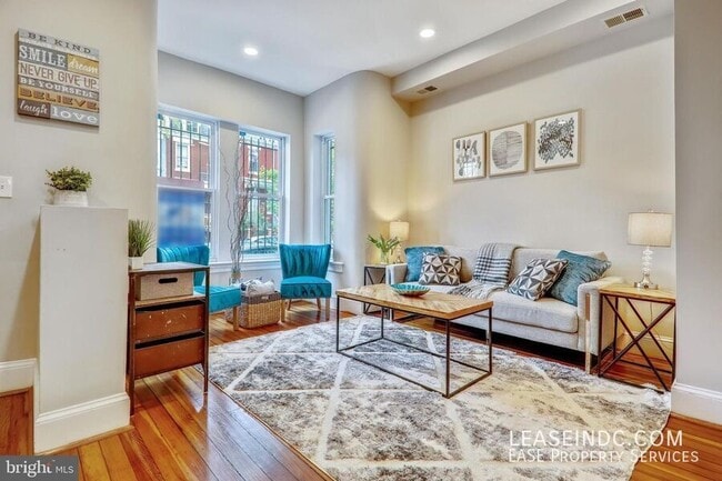 Photo - 766 Harvard St NW