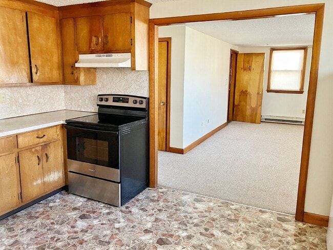 Photo - 15 1st St Unit 2