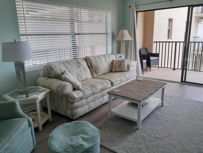 Photo - 201 International Dr Unit 643