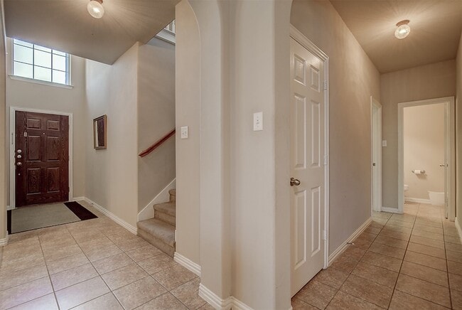 Photo - 2832 Gooseberry Dr