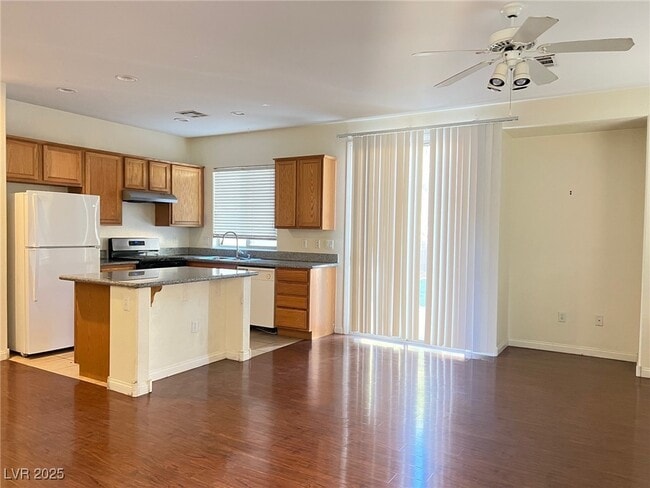 Photo - 5426 Floating Flower Ave